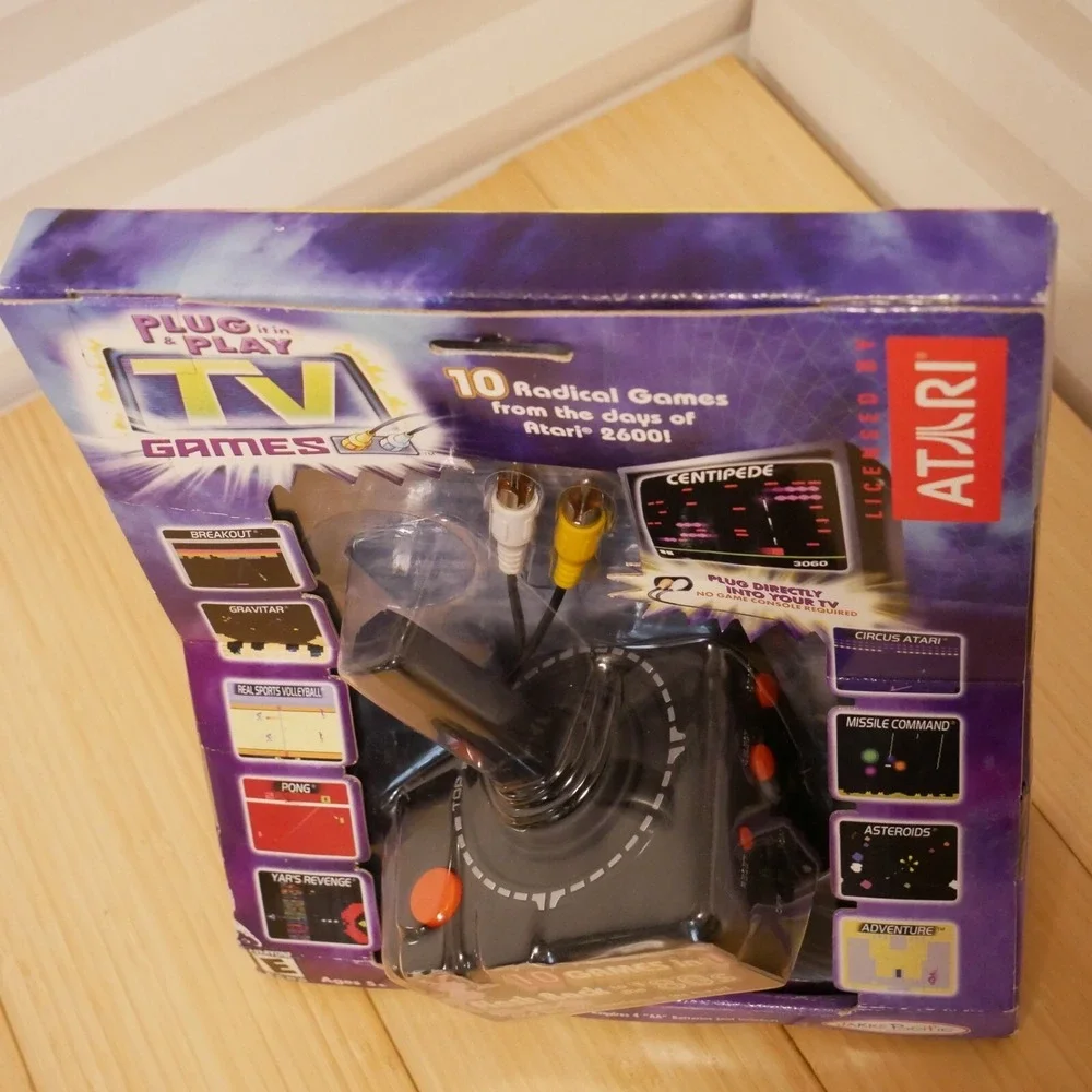 Atari 10-in-1 Plug & Play TV Games‎ (Jakks Pacific TV game systems, 2002) - 06